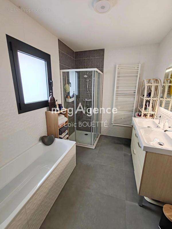 Maison à CHATEAUGIRON