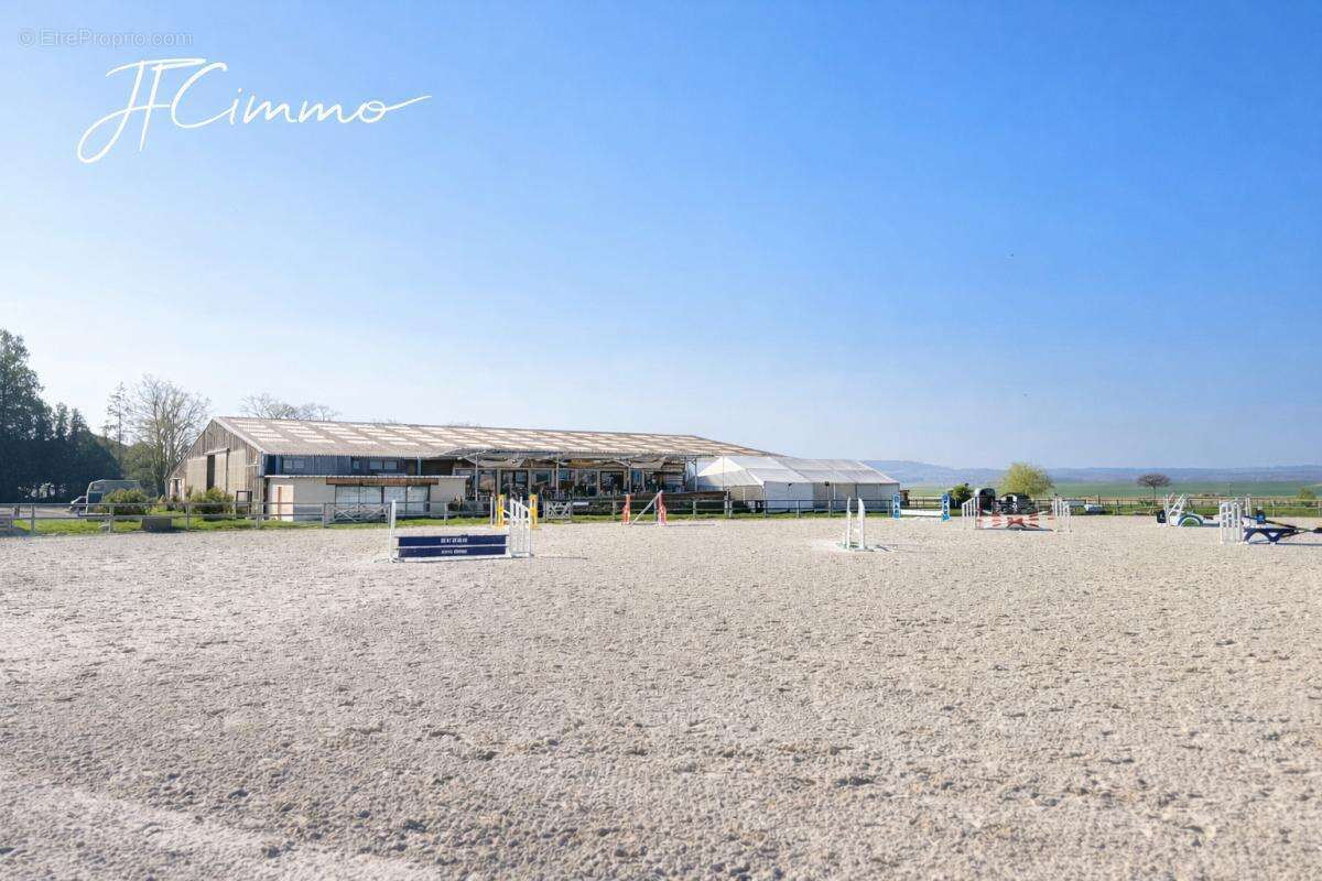 Propriété équestre Reims sur 2,5 hectares de terrains - photo 9