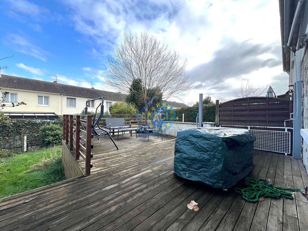 Maison à MANTES-LA-VILLE