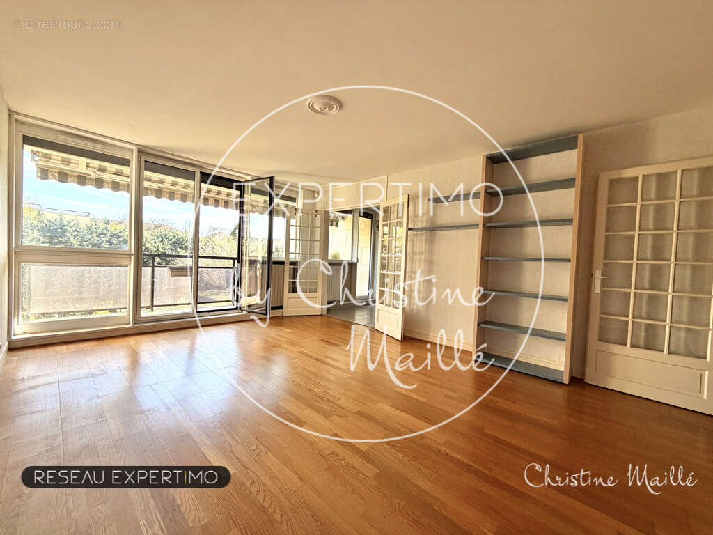 VERSAILLES Montreuil - Appartement 3 pièces 74 m2 avec Balcon - Parking - Cave - Ascenseur - photo 2