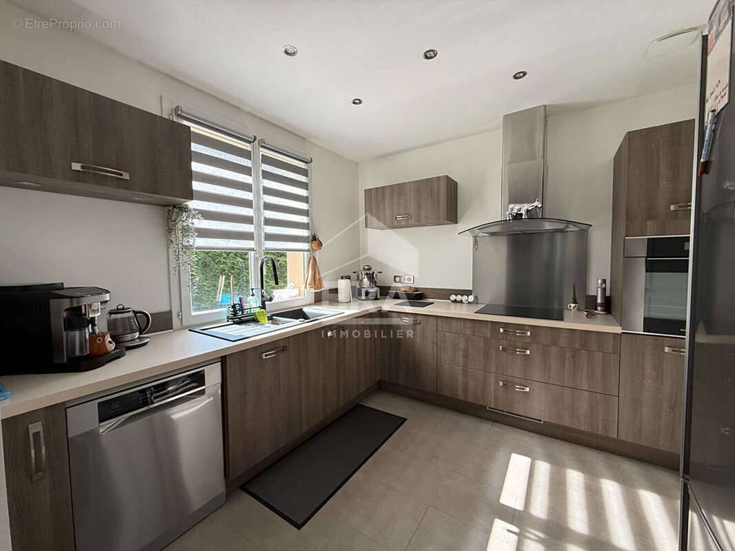Maison 120m² à saint-maximin-la-sainte-baume - photo 8