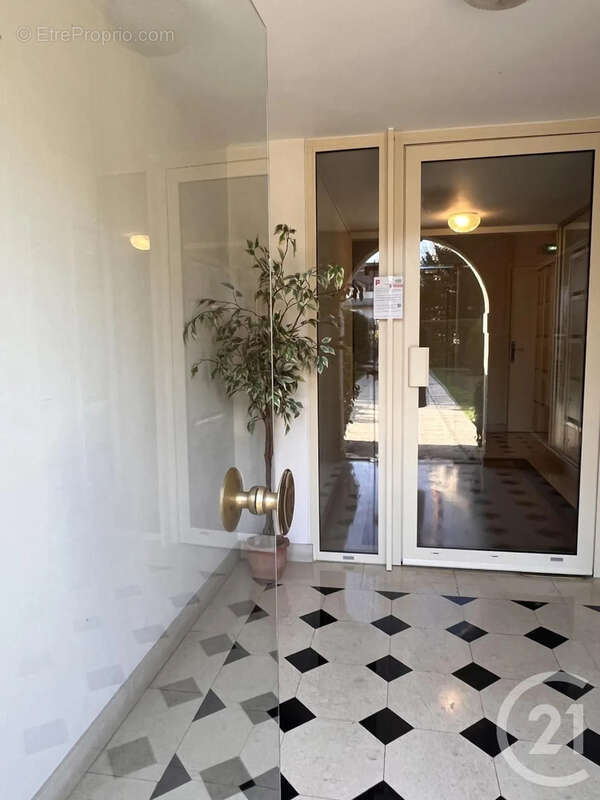 Appartement à FONTAINEBLEAU