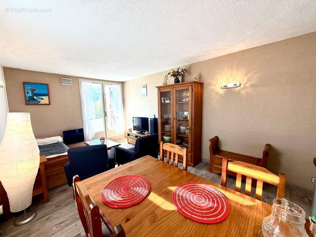  - Appartement à PRADES