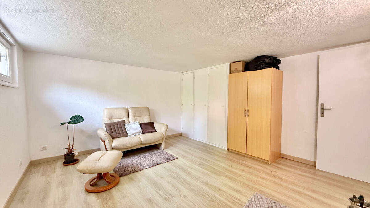 Maison 131m2 + Jardin 1165m2 - photo 8