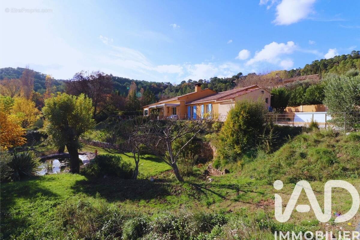 Photo 1 - Maison à COTIGNAC