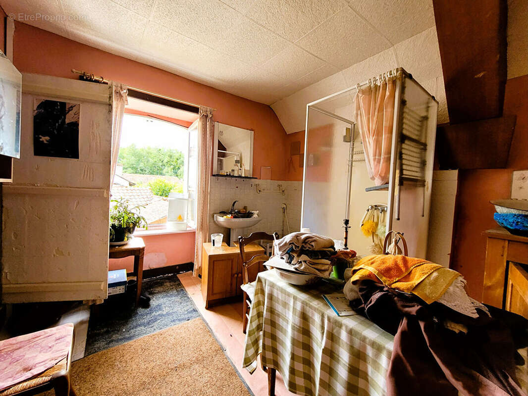 Maison à SAINT-JEAN-LIGOURE