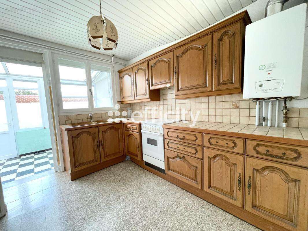 Maison à FACHES-THUMESNIL