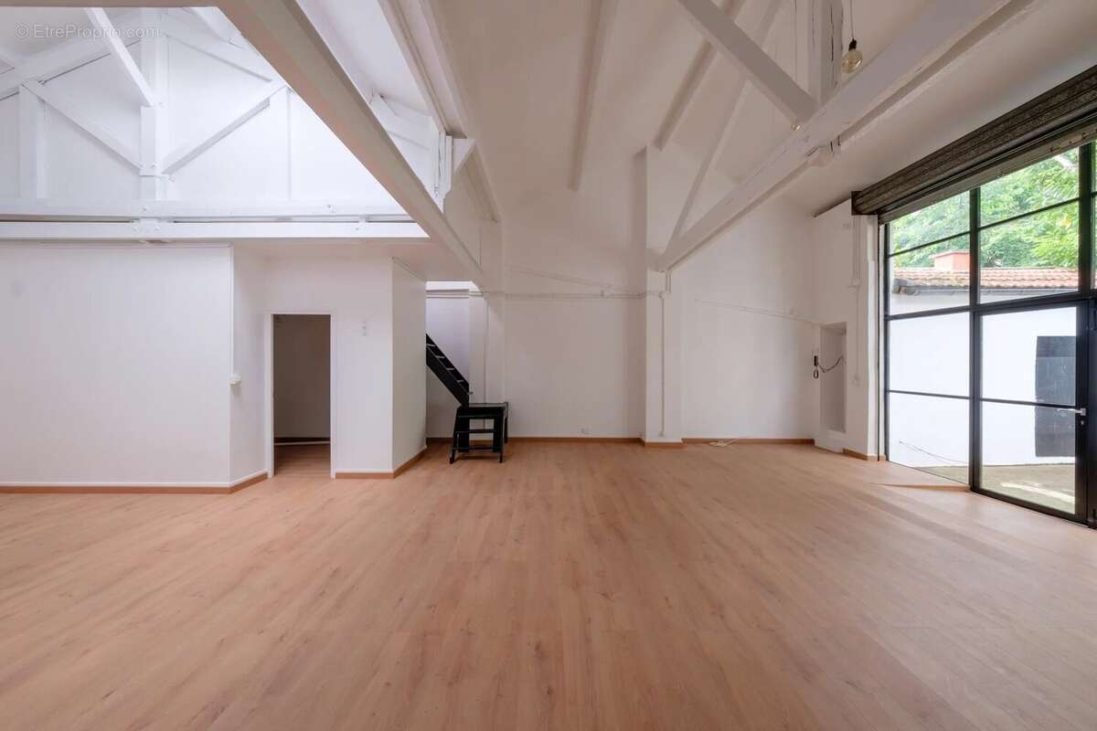 Maison à IVRY-SUR-SEINE