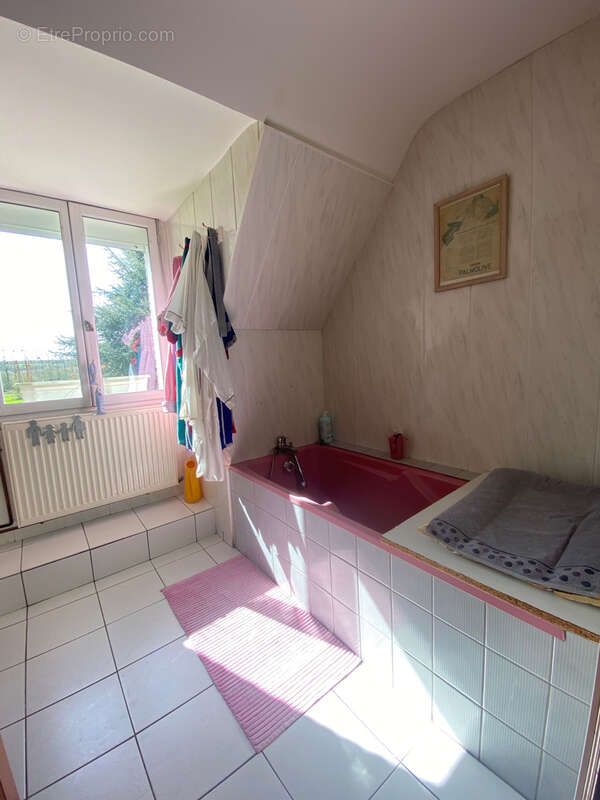 Maison à DOURIEZ