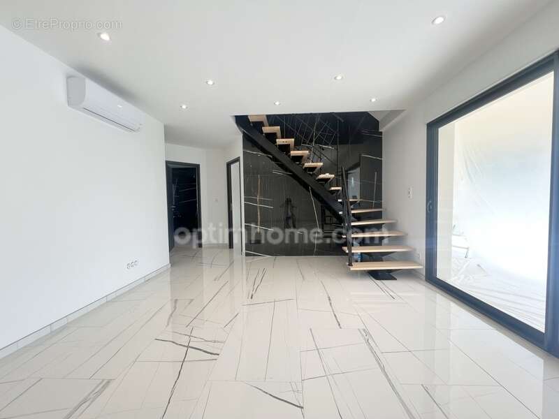 Maison récente 115 m² – 3 chambres – Terrain 762 m² – Noyers-sur-Cher – Aucun travaux - photo 4