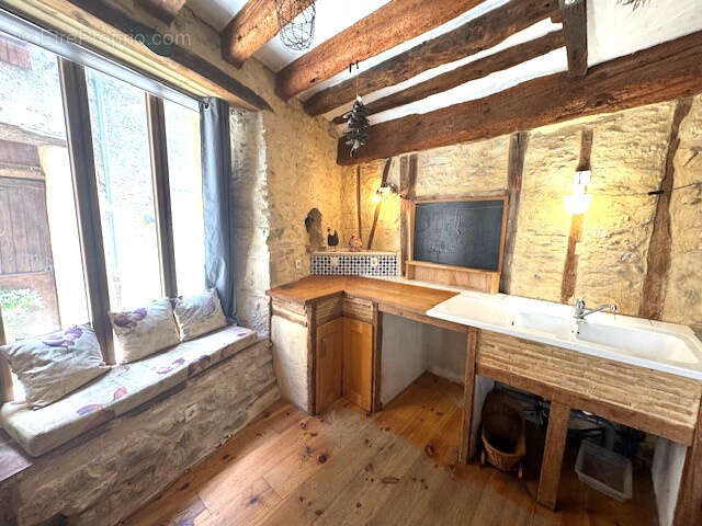 A 20 min de Mirepoix, Grande Maison de caractère, cour, véranda, dans un village de charme avec toute commodités - photo 4