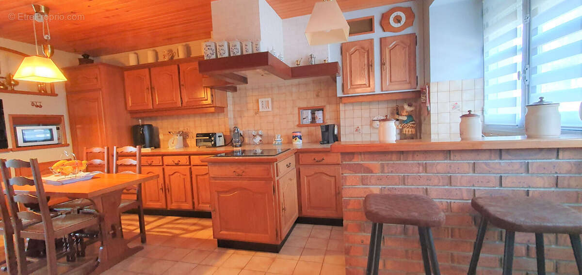 Maison à DONZY