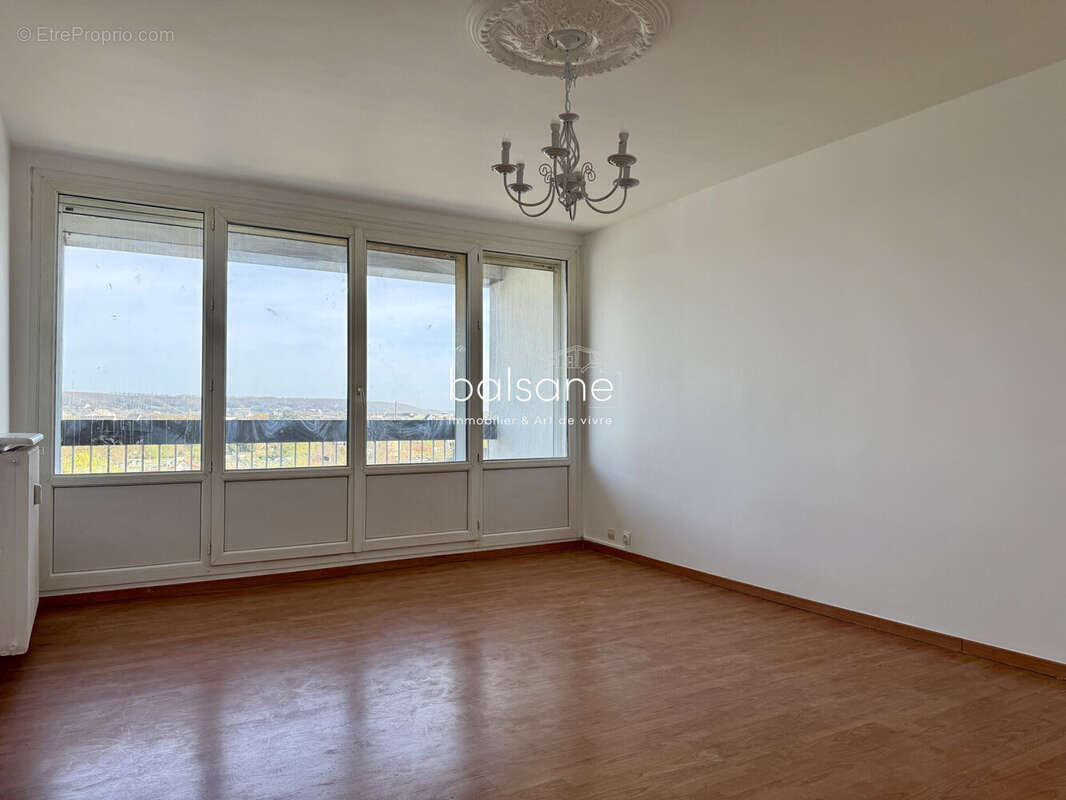 Appartement à ELBEUF