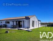 Photo 1 - Maison à CORME-ECLUSE