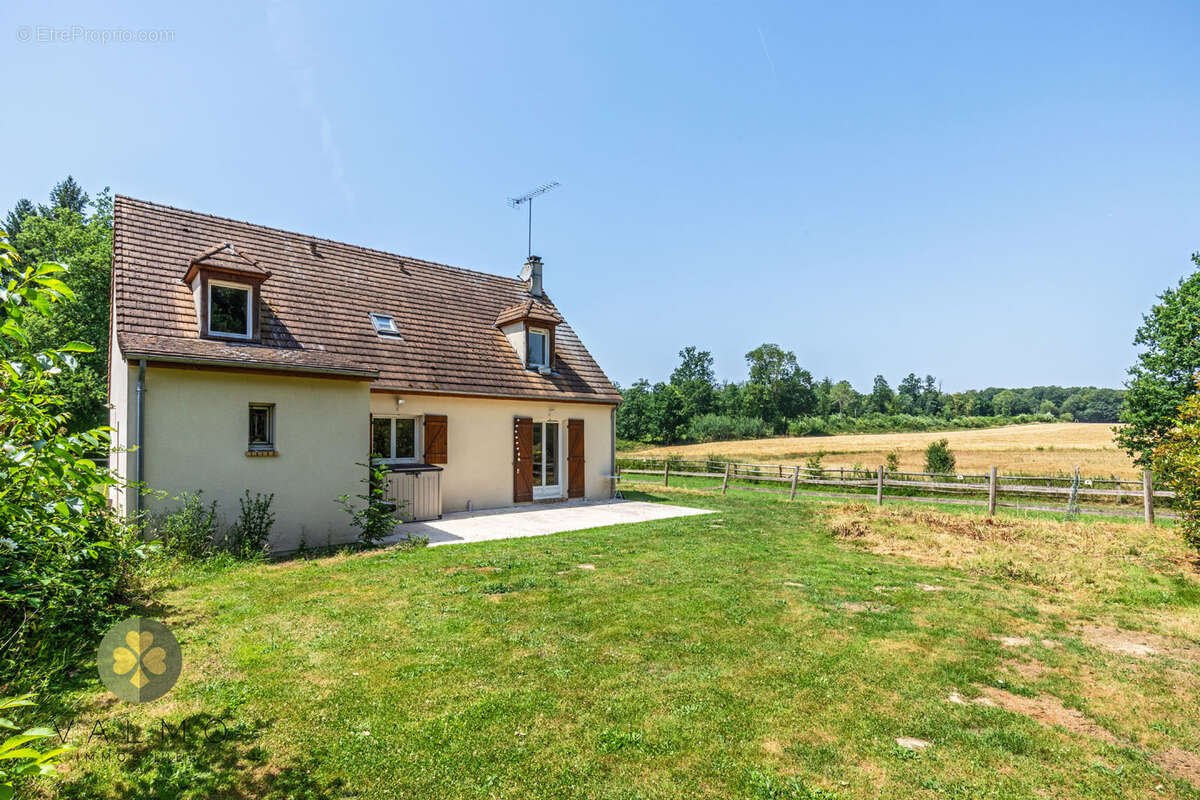 Maison à GAMBAIS