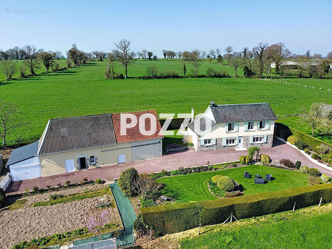 Maison à LANDELLES-ET-COUPIGNY