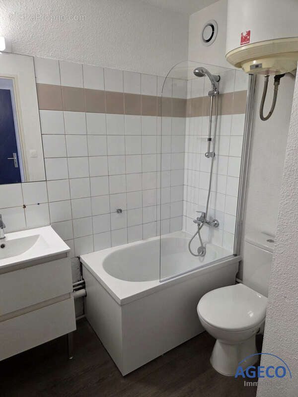  Salle de bain et WC - Appartement à TOULOUSE
