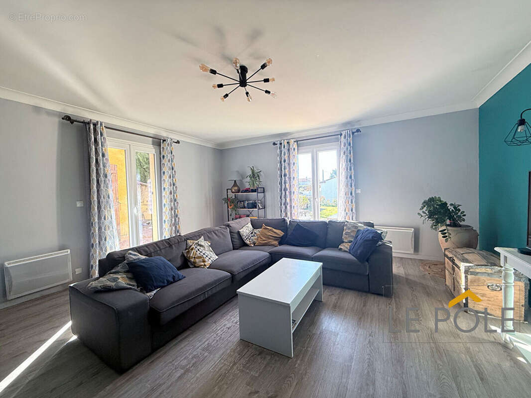 Maison à PIERRELATTE