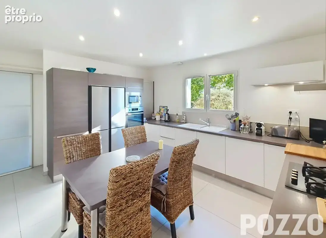 A vendre Maison recente de 8 pp située à Biéville Beuville 14112 - photo 6