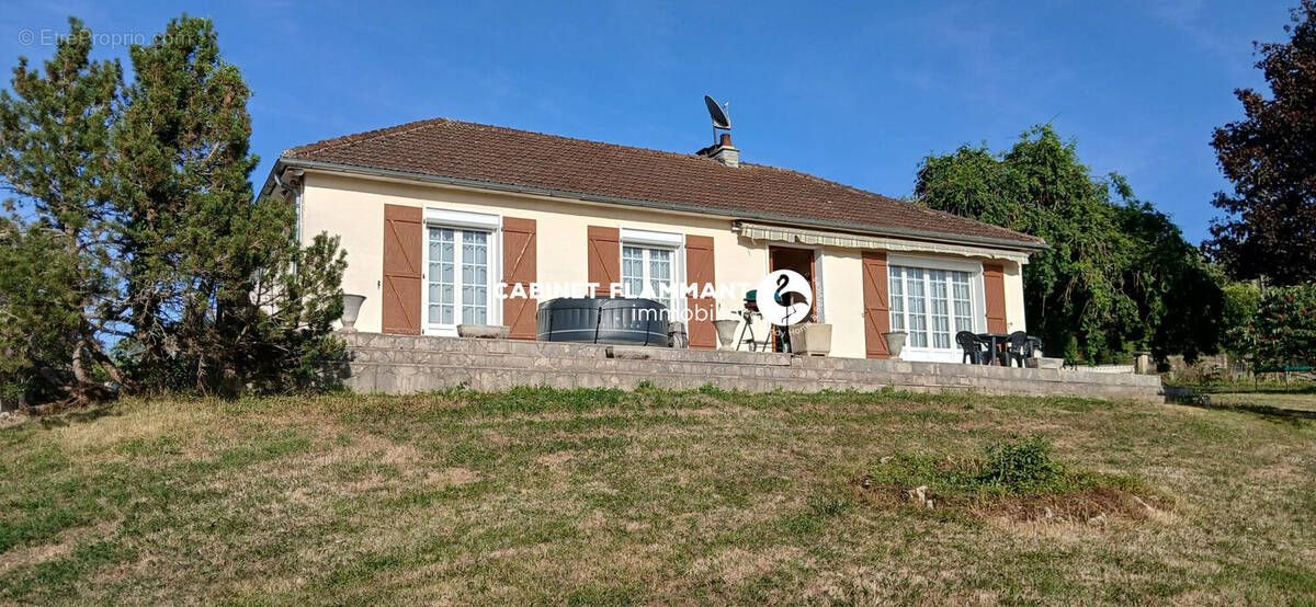 Maison 106 m² à Montbard  - photo 1