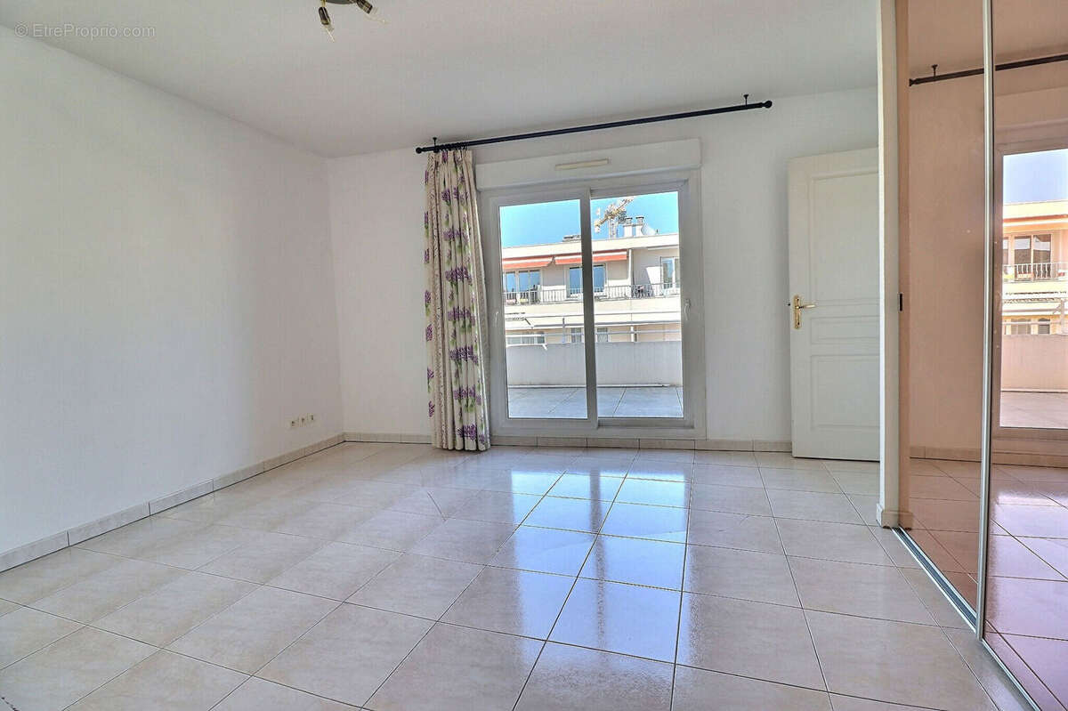 Appartement à SAINT-RAPHAEL