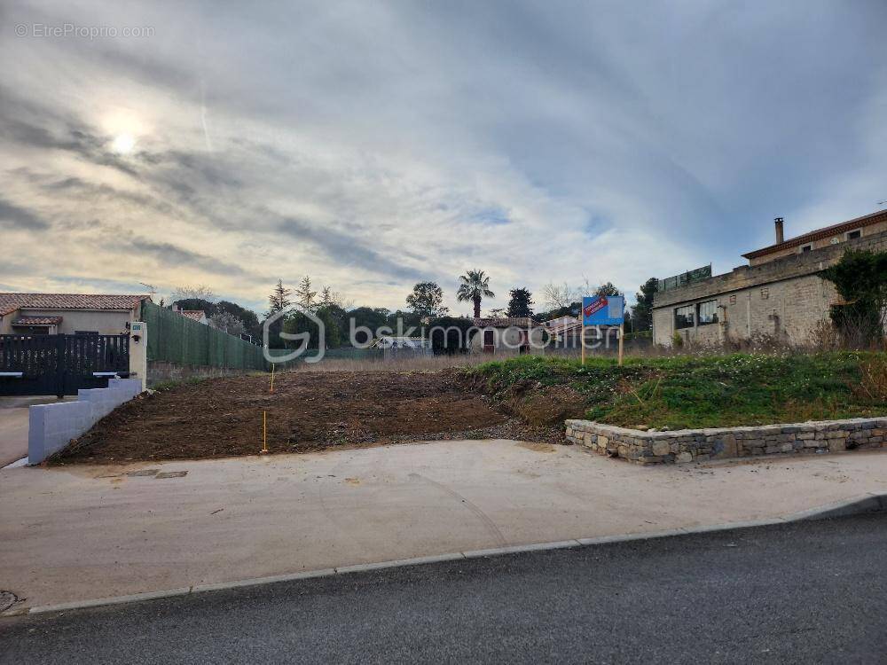 Terrain à SAUSSINES