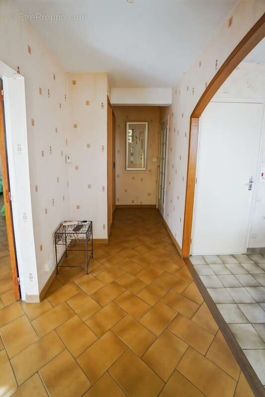 Maison à MONTREUIL-BELLAY