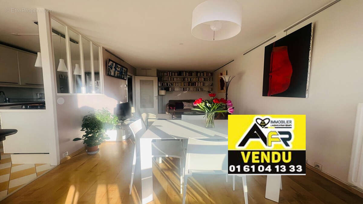 Appartement à SARTROUVILLE