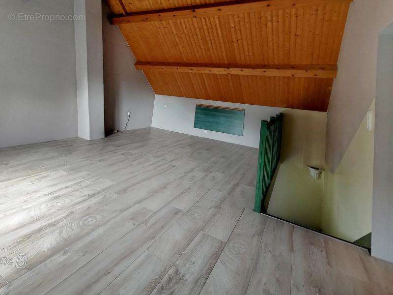 Maison à MOUSSEAUX-SUR-SEINE