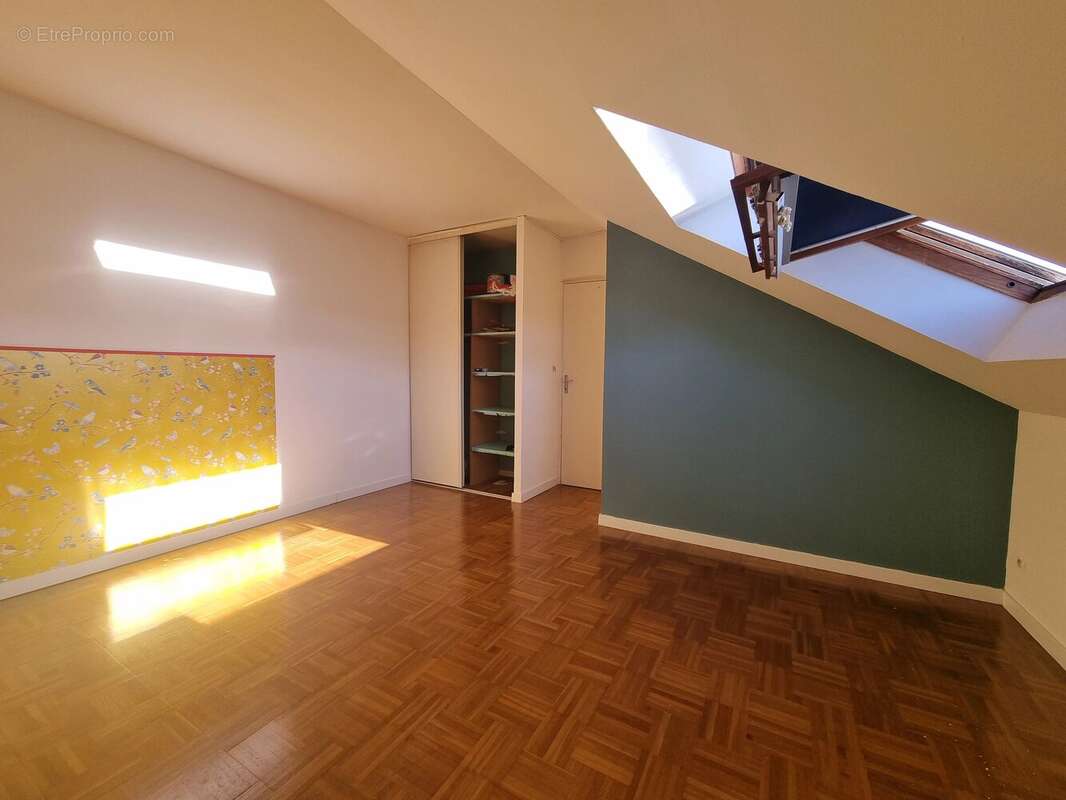 Maison familiale 5 chambres à saint-pryvé-saint-mesmin - photo 17