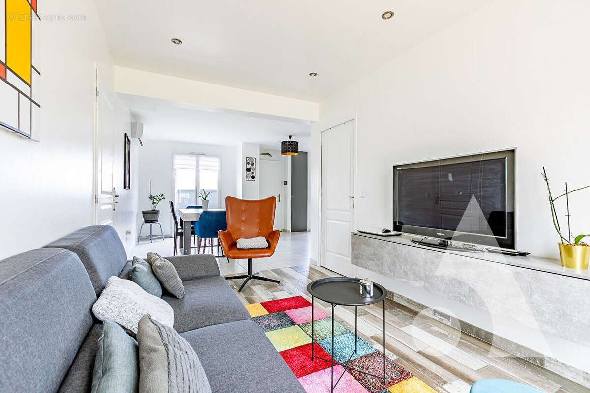 Pavillon de 2019 secteur Estrées Saint Denis 5 pièce(s) 94 m2 - photo 6