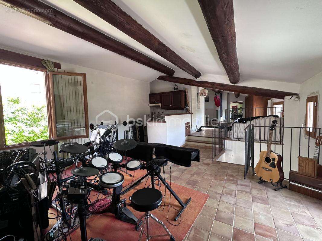 Maison à FORCALQUIER