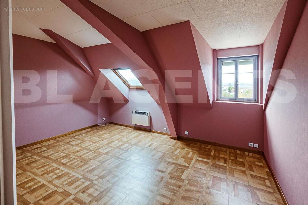 5 - Lionel MARC BL AGENTS - JJS TOURNON - Maison à TOURNON-SAINT-MARTIN