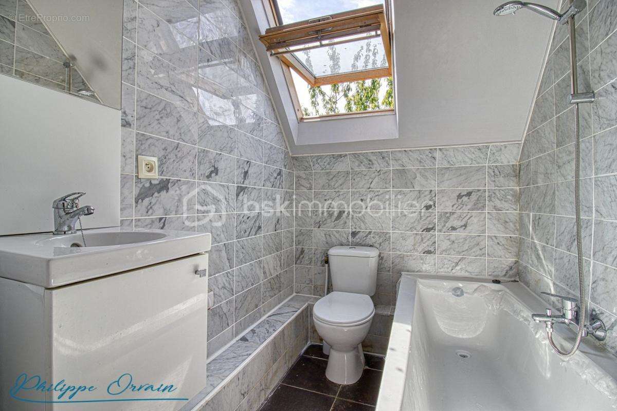 Maison à GOUSSAINVILLE