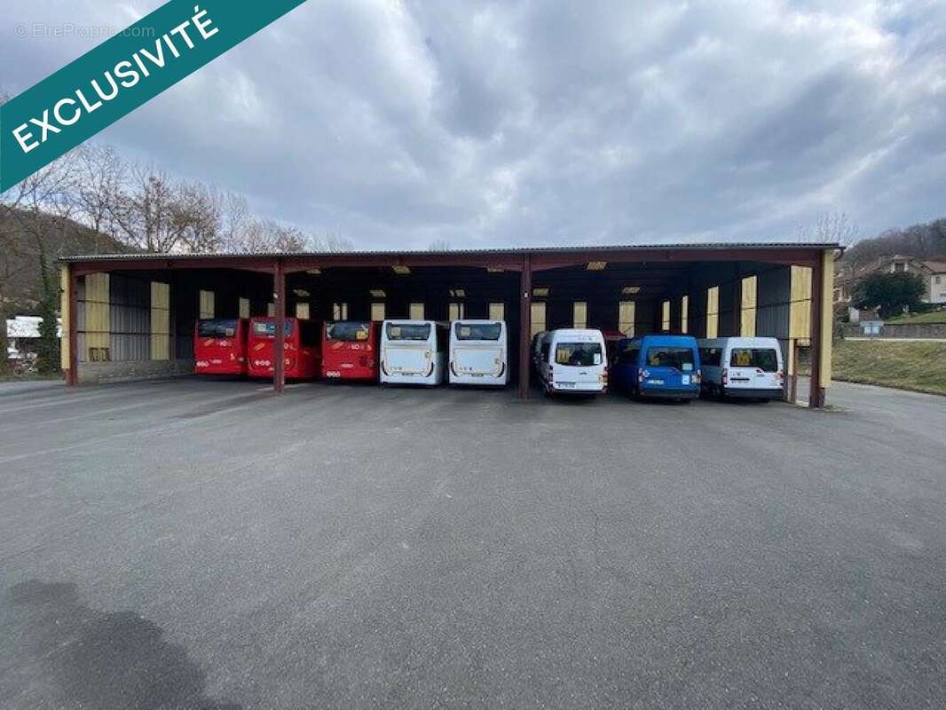 Photo 2 - Commerce à AUBIN