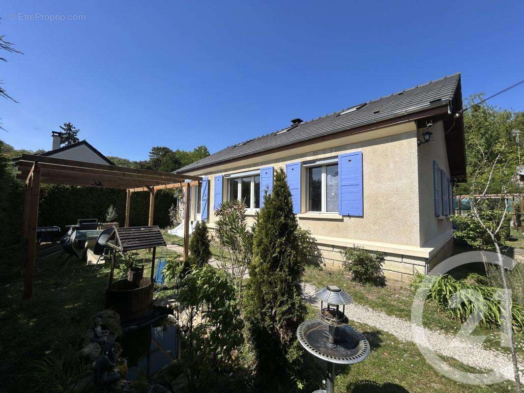Maison à LABRUYERE