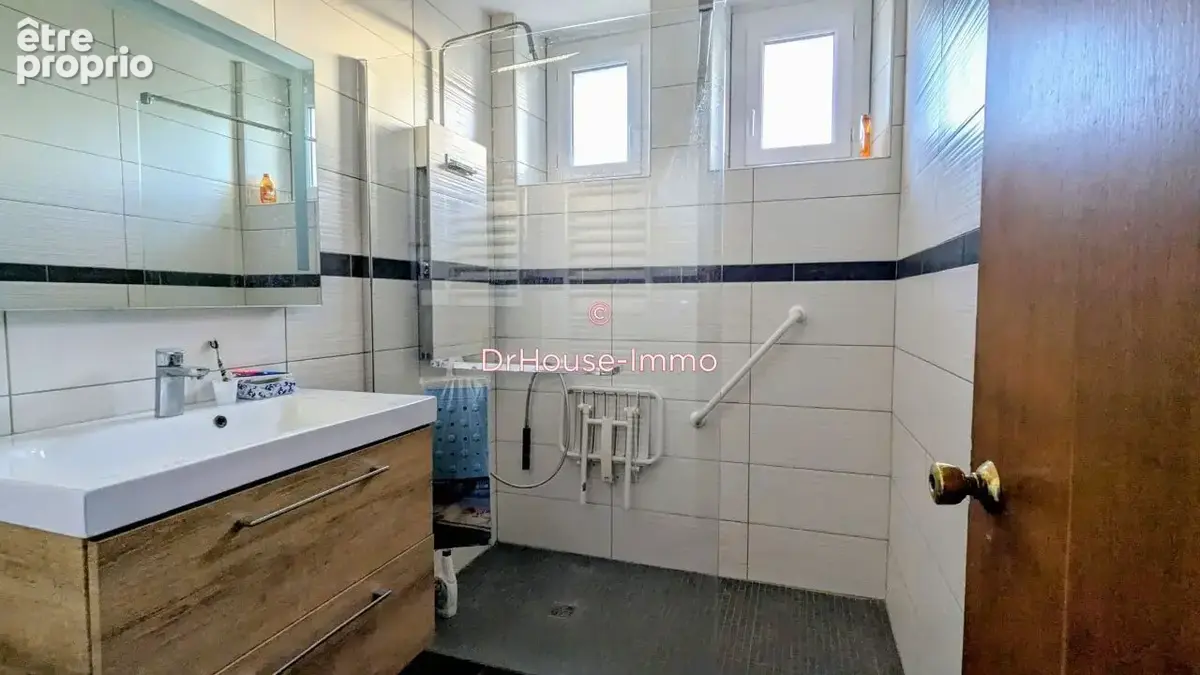 Maison 5 pièces 133 m² à vendre à Gourin (56110) - photo 15