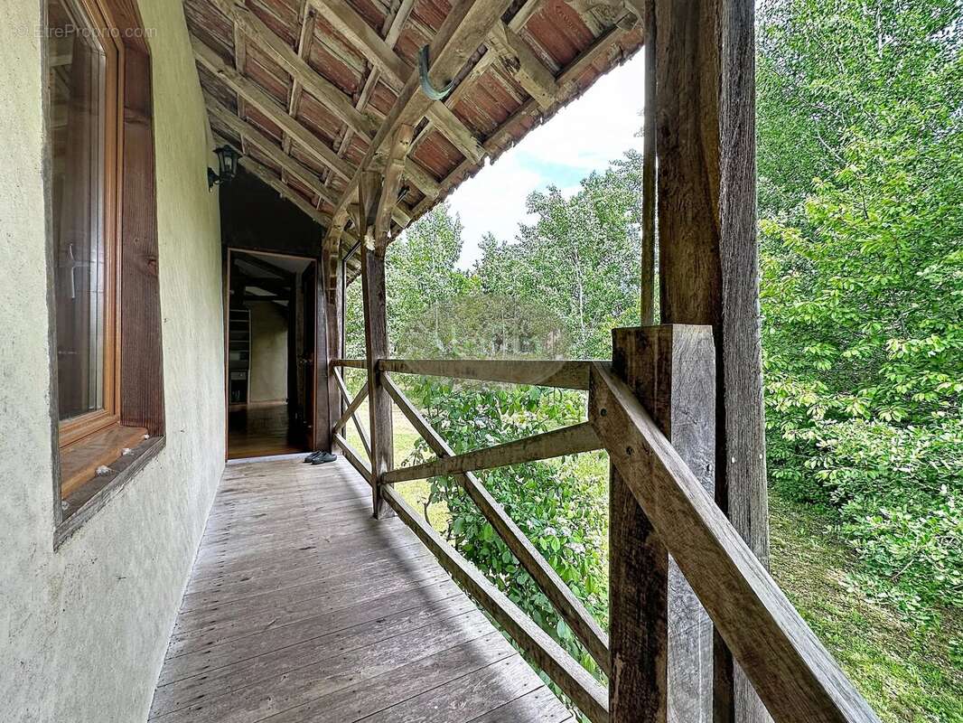Maison à MIRANDE