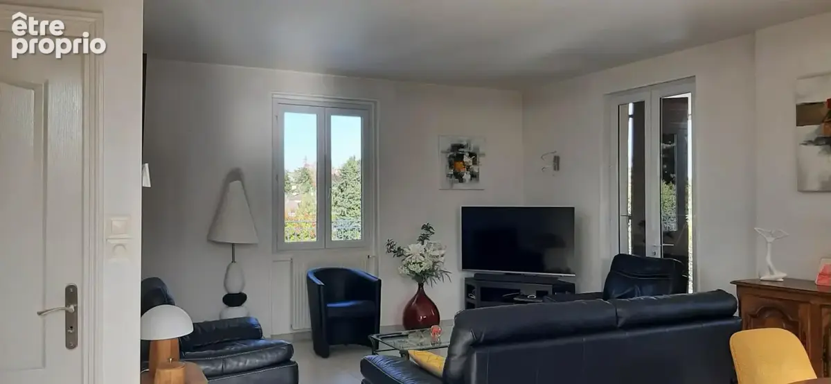 Maignifique maison rénovée avec piscine et chalet indépendant dans quartier prisé de gueugnon (71) - photo 40