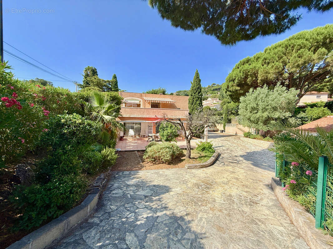 Maison à CAVALAIRE-SUR-MER