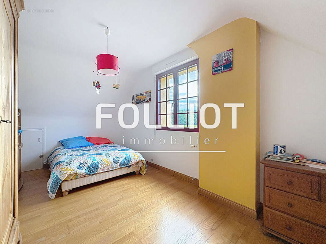 Maison à SAINT-GEORGES-D&#039;ELLE