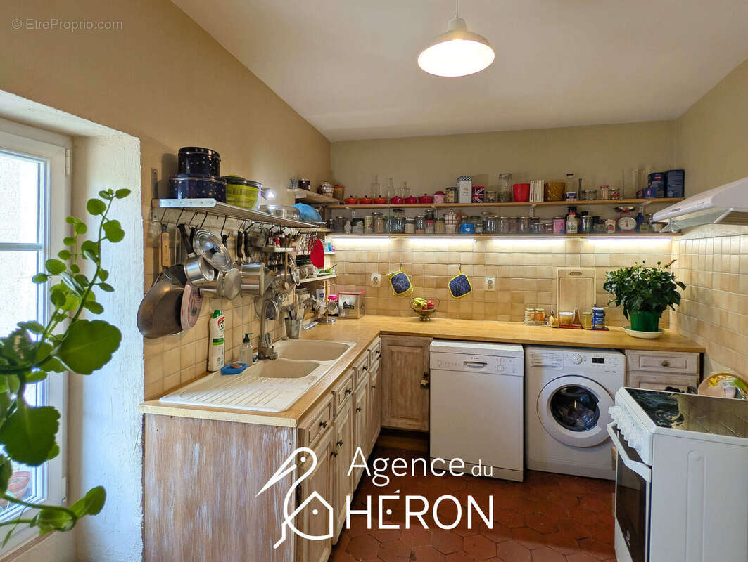 Appartement 57 m² à Saint-Pierre-Les-Nemours  - photo 5