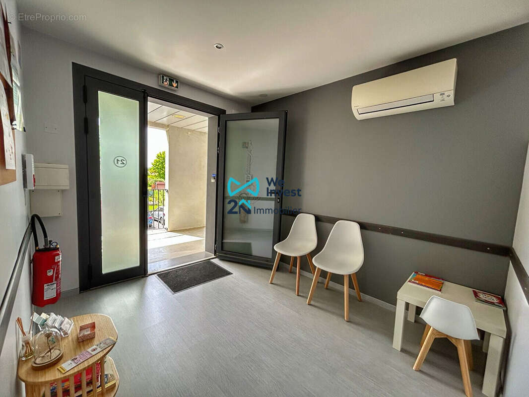 Commerce à SAINT-SULPICE