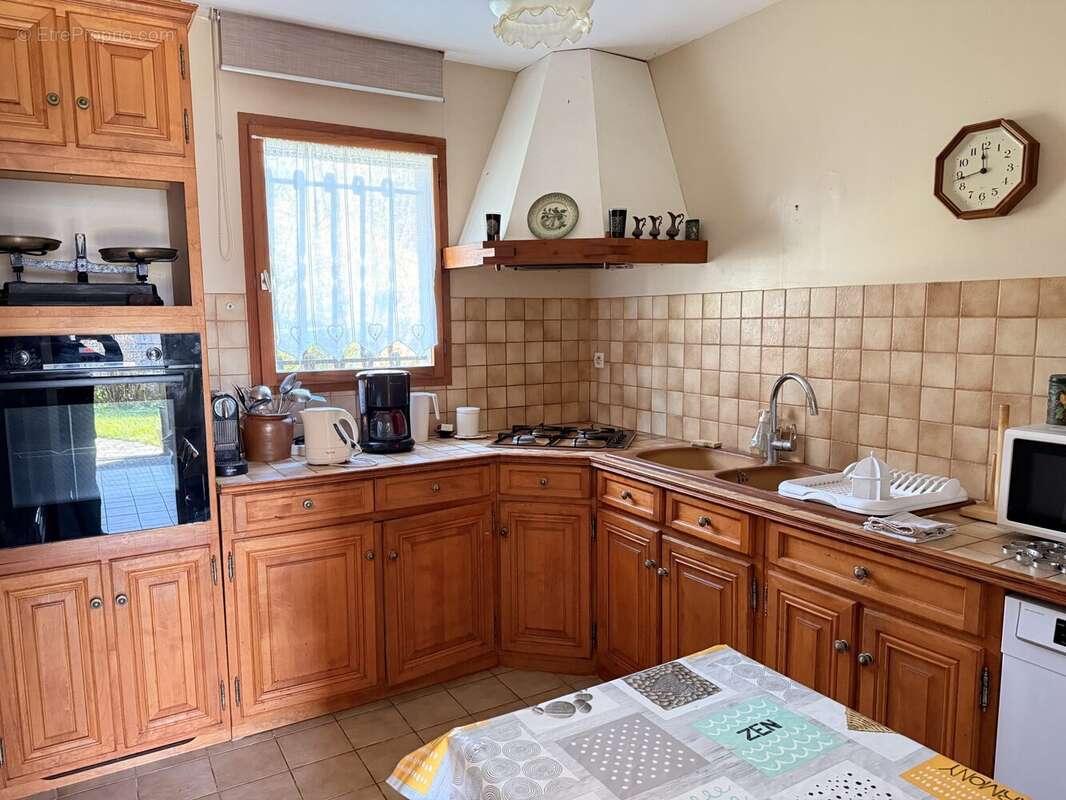 Maison à MORTAGNE-SUR-GIRONDE