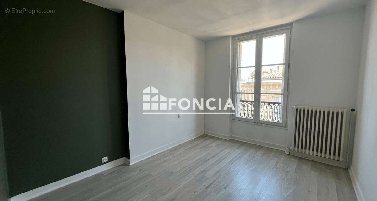 Appartement à BORDEAUX