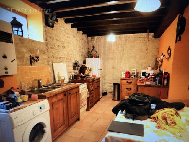 Maison à NOYERS