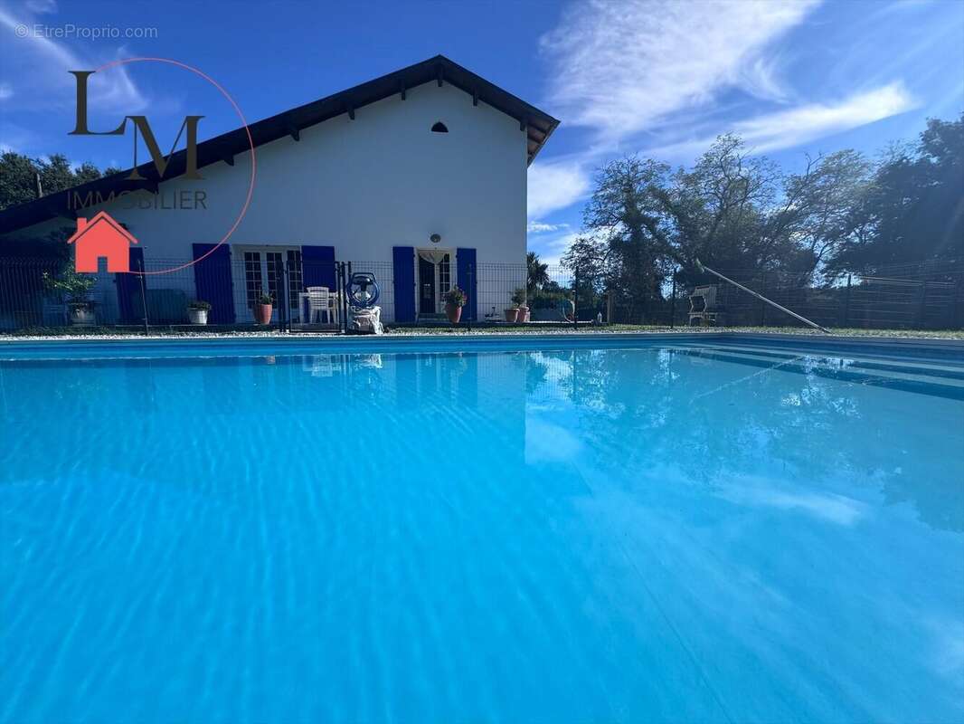 Maison à SAINT-GEOURS-DE-MAREMNE