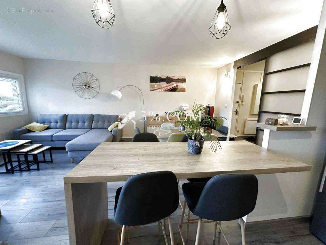 Appartement à ROSIERES-AUX-SALINES