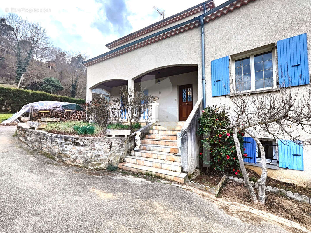 Maison à VILLEVOCANCE