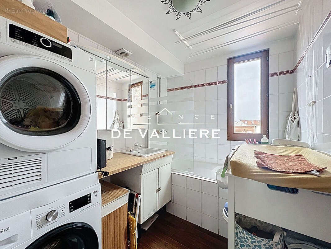 Appartement à NANTERRE